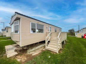 Lovely 8 Berth Caravan With Decking At California Cliffs In Norfolk Ref 50015J